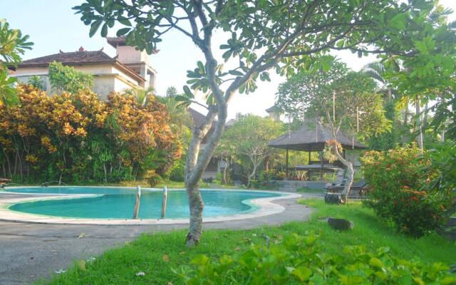Puri Padi Hotel