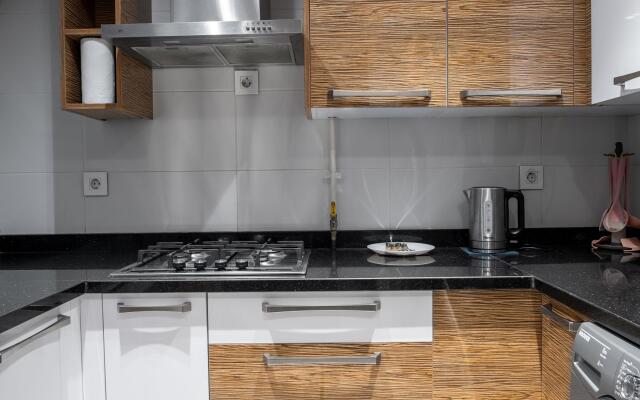 VESTA  - Luxury APT - 2BR - CFC