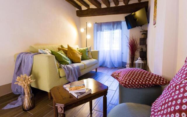 Mainardi 16 Central Charming - Parking Included