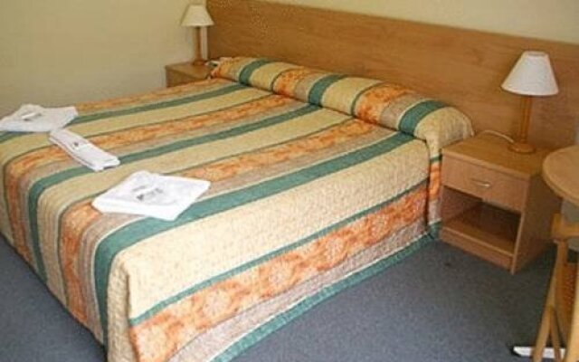 Rest Easy Motel