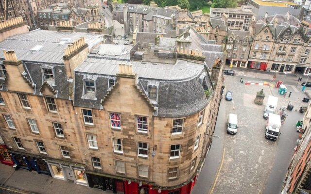 Top Floor 3Br Apt Near Edinburgh Castle