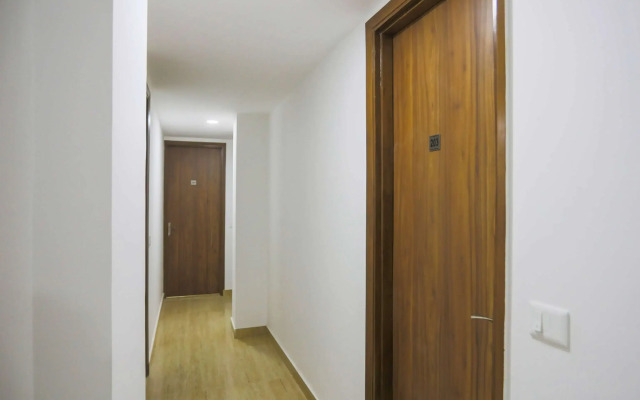 OYO 79600 The Premium Villa