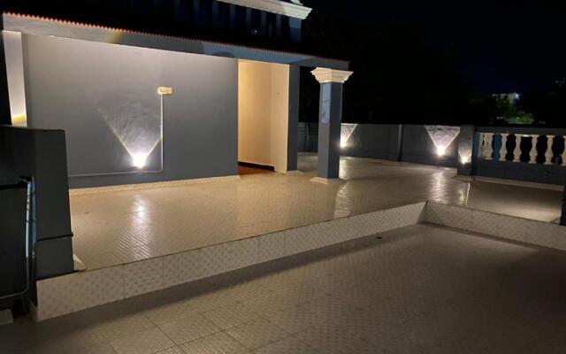 Le Pondy Luxury