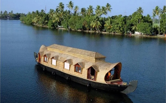 Sandradeepam Holiday Resorts