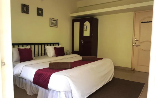 Four Seasons GuestHouse