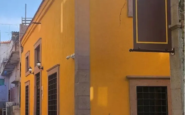 Hanole Macaron Guest House