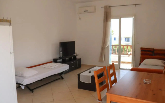 Ateni House