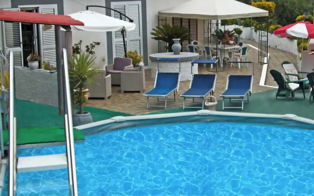 Villa Lesto Holiday Home - Ischia Apartment