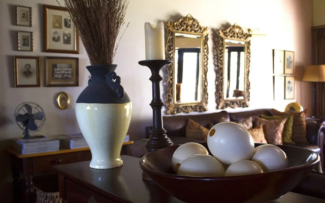 Swartberg Private Game Lodge