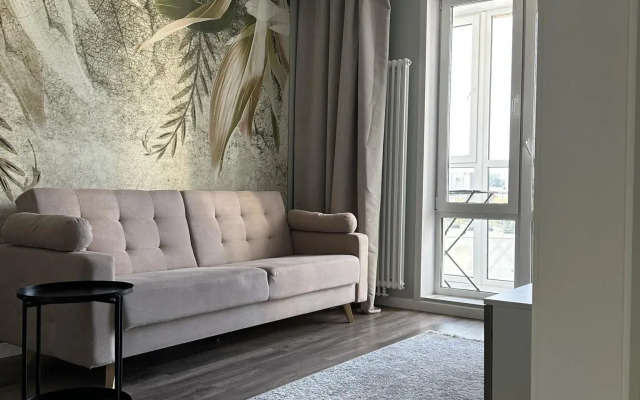 Apartments on Oboronnaya 102B street