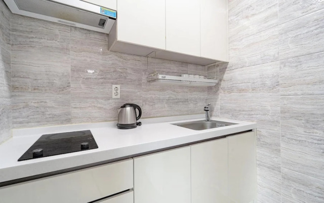 Jeju Gwaneumsa Ganeun gil Pension