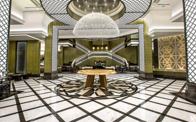 Ayla Grand Hotel