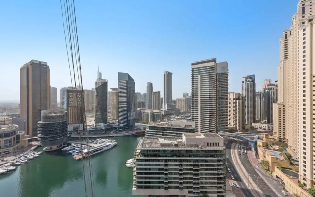 Silkhaus in Bay Central Near Metro