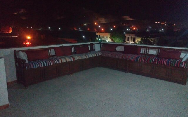 Shahhat House