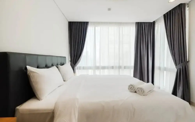 Spacious 2BR @ The Empyreal Condominium Epicentrum Apartment
