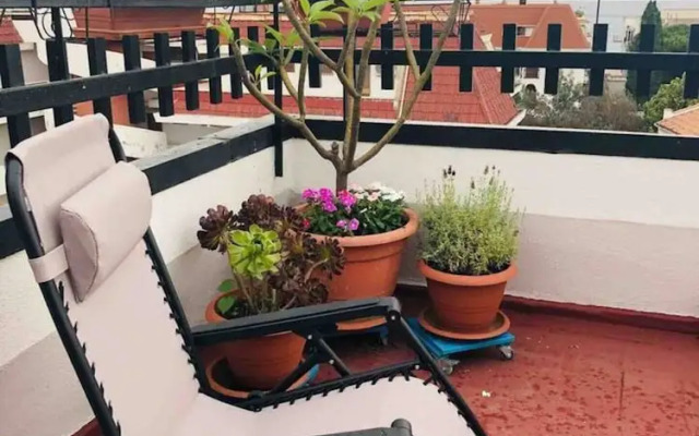 Lovely 2-bed Apartment in Giardini Naxos
