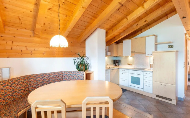 Pleasant Apartment in Stummerberg