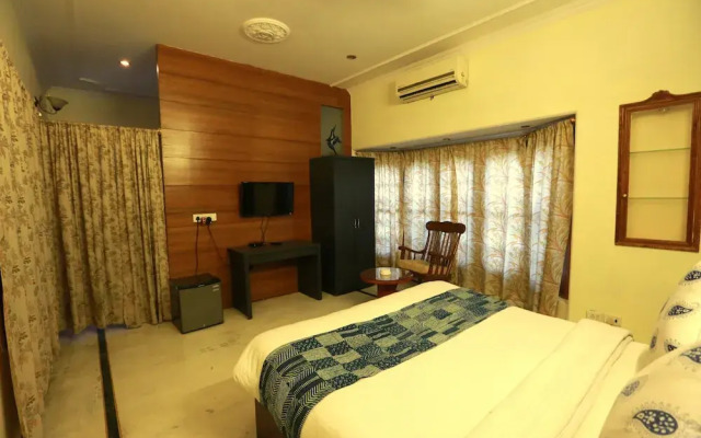 OYO Rooms Vishal Khand 4