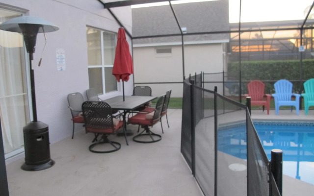 Lake Berkley 7BR Pool Home LB988