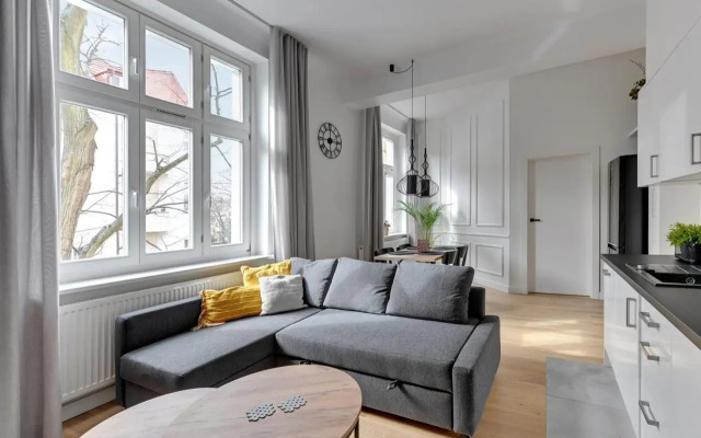 Grand Apartments - Two bedroom, 6 person city center apartment