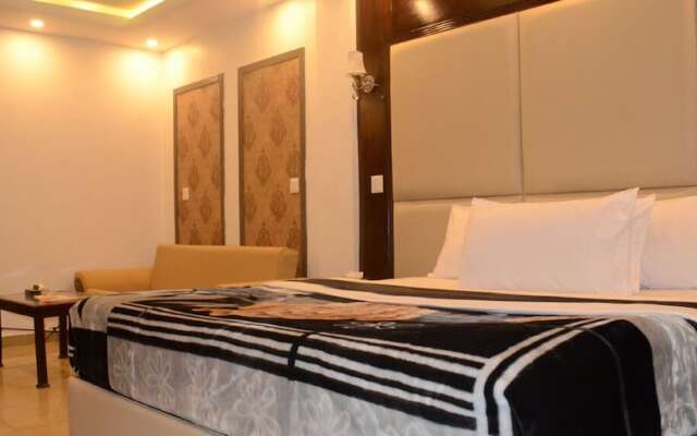 Hotel Grand Peshawar