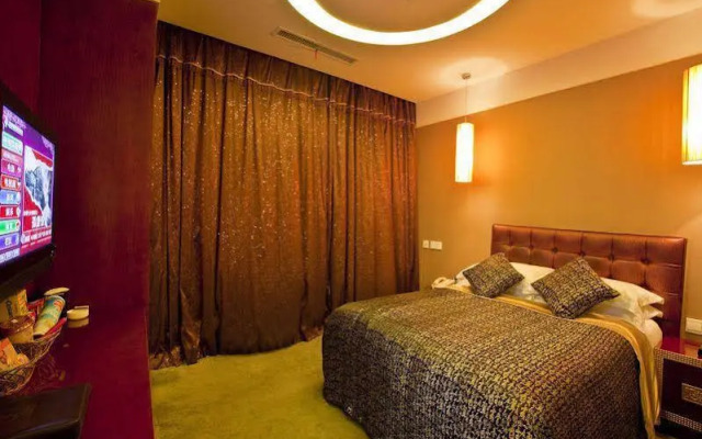 Tieliu Business Hotel