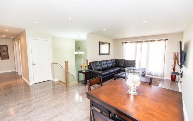 Crystal Beach Executive Cottage