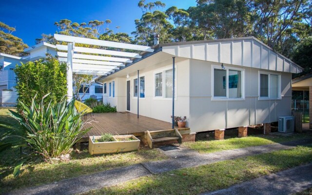 Mollymook Beach Cottage