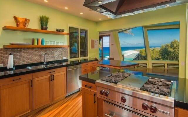 Kai Halulu 3 Bedroom Home by RedAwning