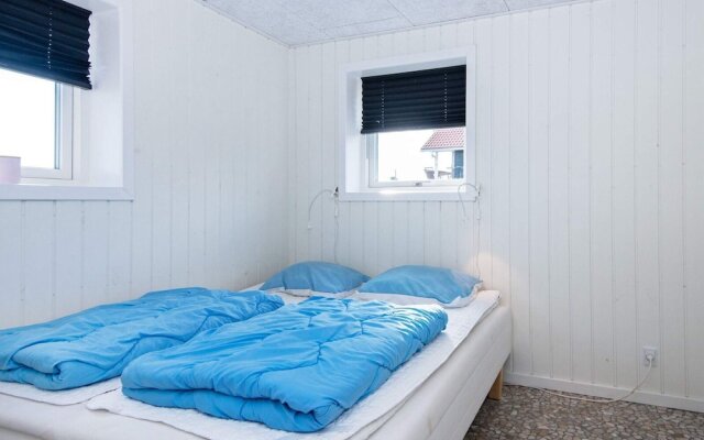 10 Person Holiday Home in Ronde