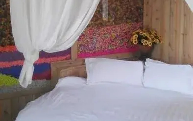 Yangshuo Imperial City Hotel