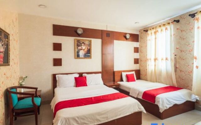 RedDoorz Phuong Thuy Hotel Thu Duc near QL13