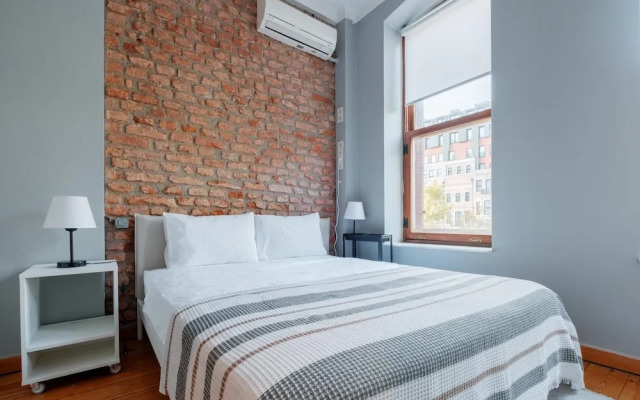 Rustic Stone Flat 5 min to Taksim Square
