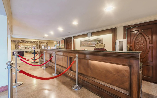 Villa Caceres Hotel