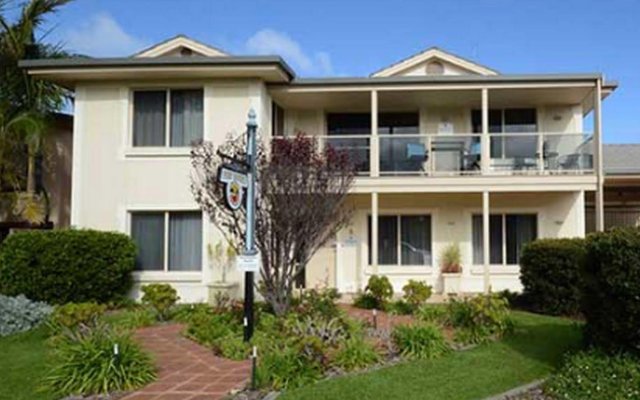 Emaroo Cottages Port Hughes Accommodation