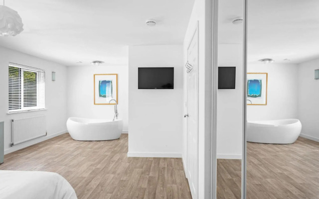 The Clover Lodge, Red Lake Farm Nr Glastonbury