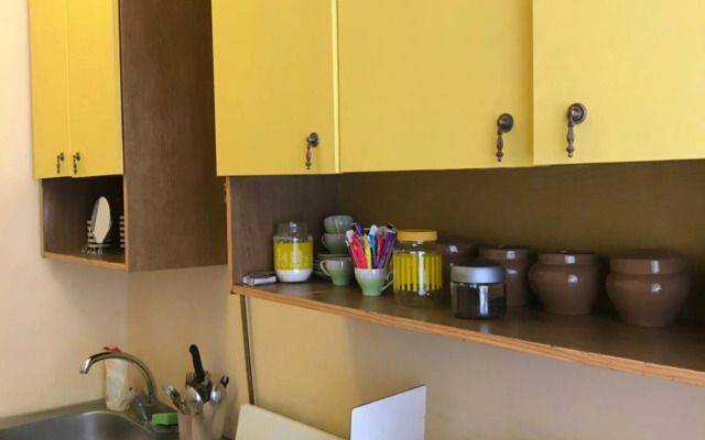 Smart econom for near Opera