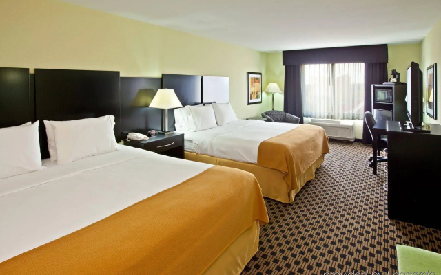 Holiday Inn Express Indianapolis - Southeast by IHG