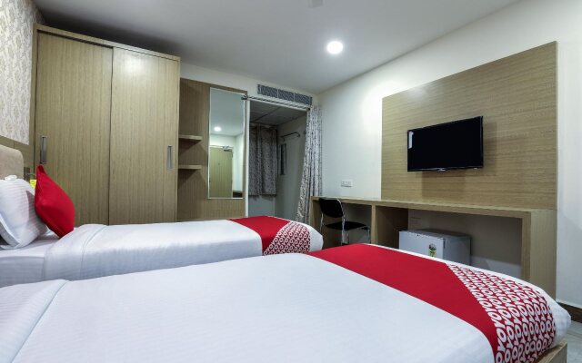 Rain Tr33 Hotel by OYO Rooms