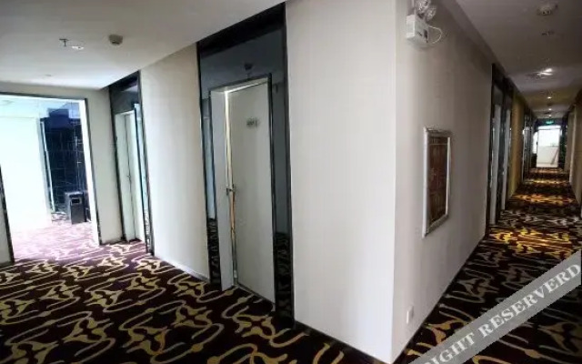 Nanchang Xingmeiyue Hotel (Nanchang Tengwangge Dunzitang Subway Station)
