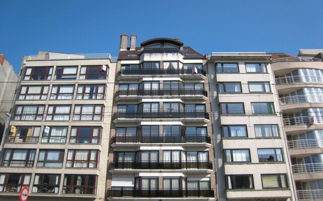 Attractive Apartment In Knokke-Heist With Terrace