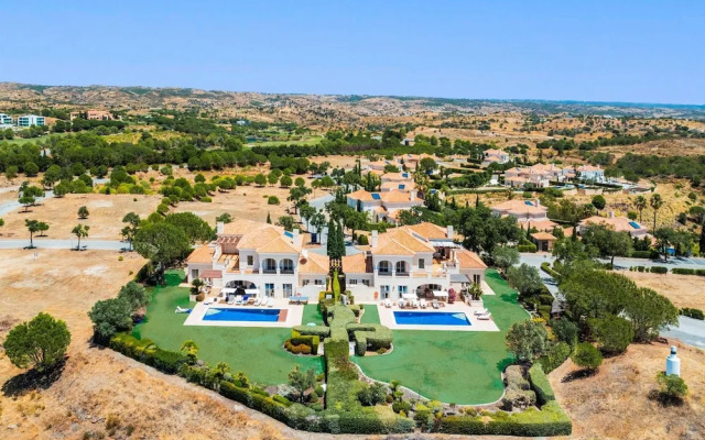 Villa Monte Rei Golf