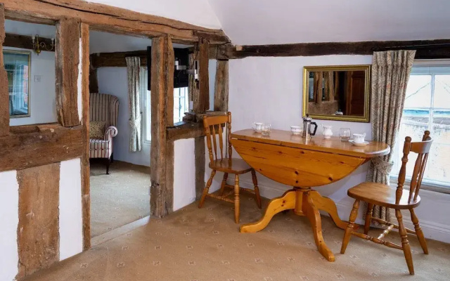 Place Farm House