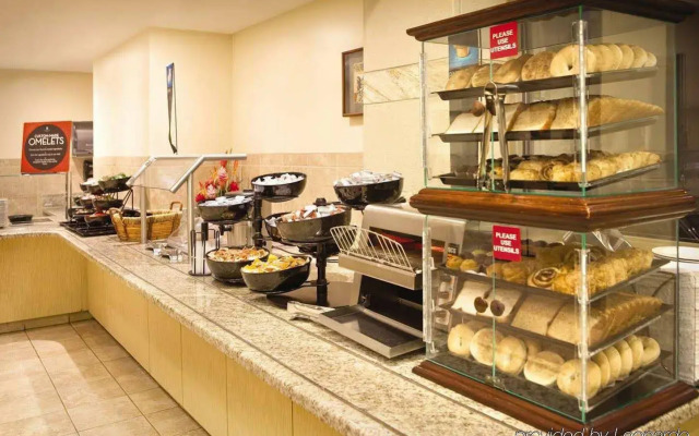 Embassy Suites by Hilton Waikiki Beach Walk