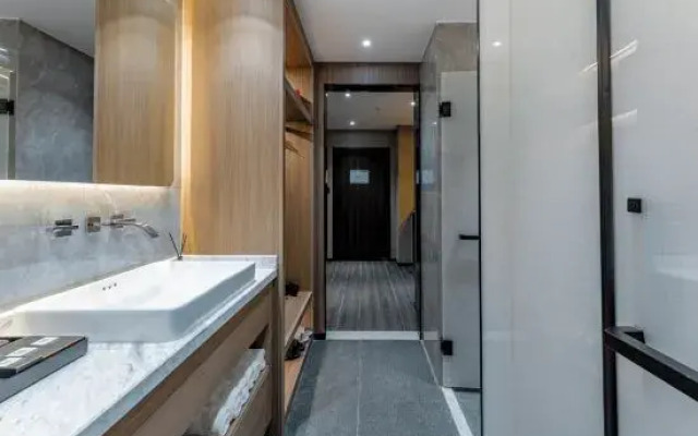 Future Sporting Hotel (Outlets)