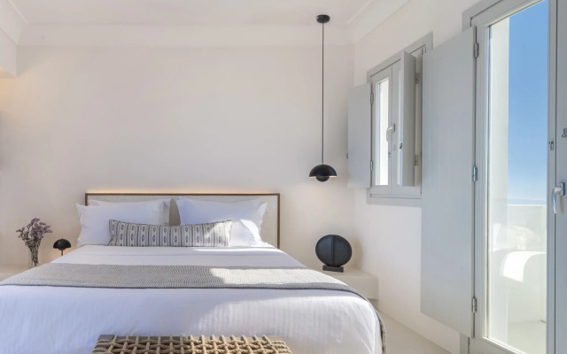 Akra Suites & Spa