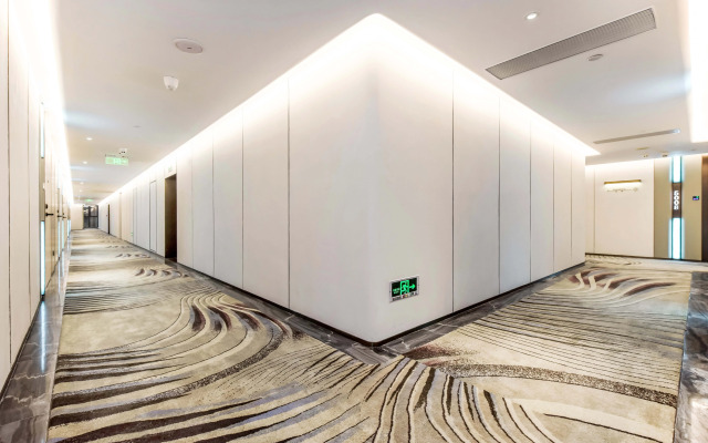 Kuanrong Suite Hotel (Chimelong Wanda Store in Panyu, Guangzhou)