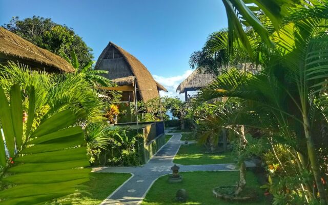 Naturale Huts & Villa's