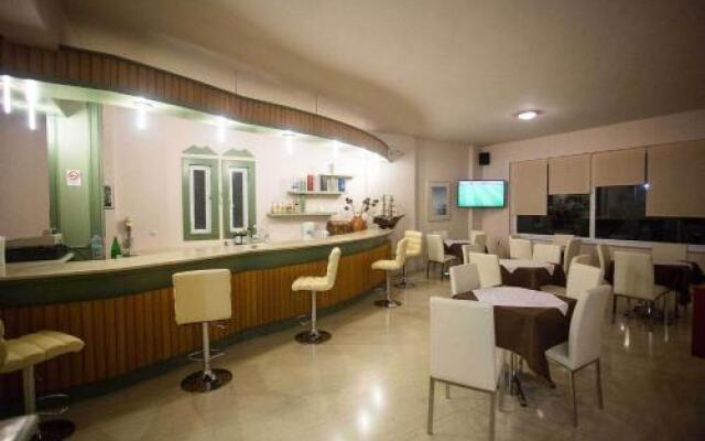 Remvi Hotel - Apartments