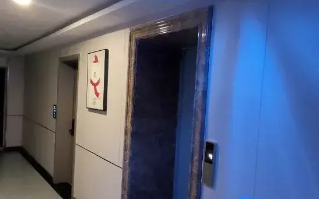 Koala Electronics Competition Hotel